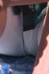 Old wife's bulging public camel toe